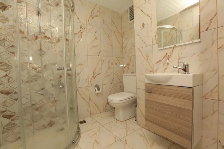 Guven Suite House