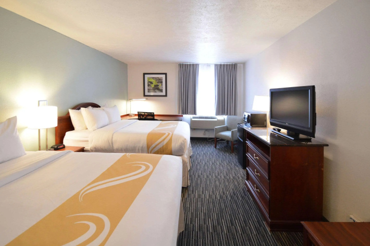Quality Inn Alexis Rd