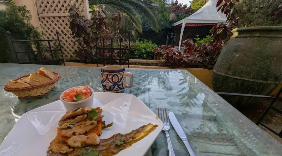 Les Cypres Hotel Restaurant