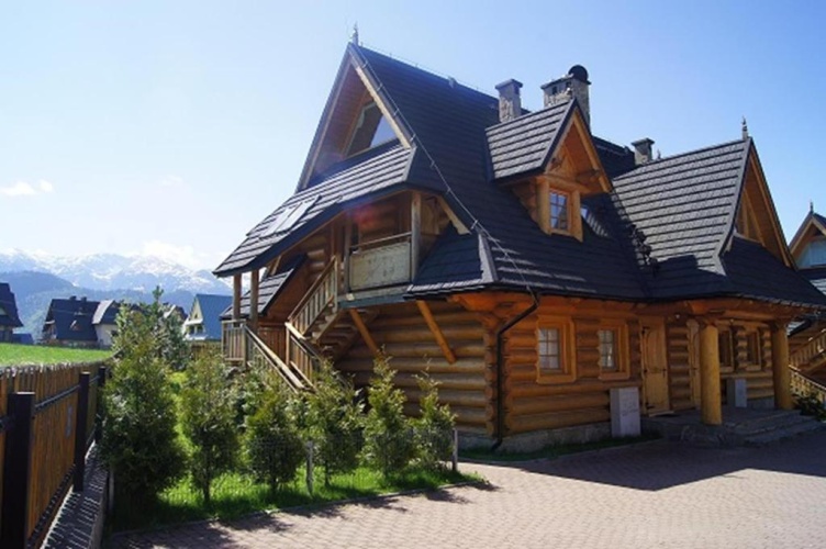 2 Bedrooms Apartment with mountain view
