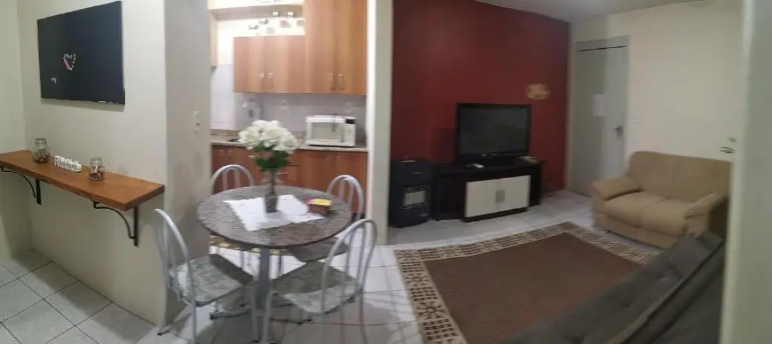 Apto 2 quartos, cond fechado, com vaga, quarto andar