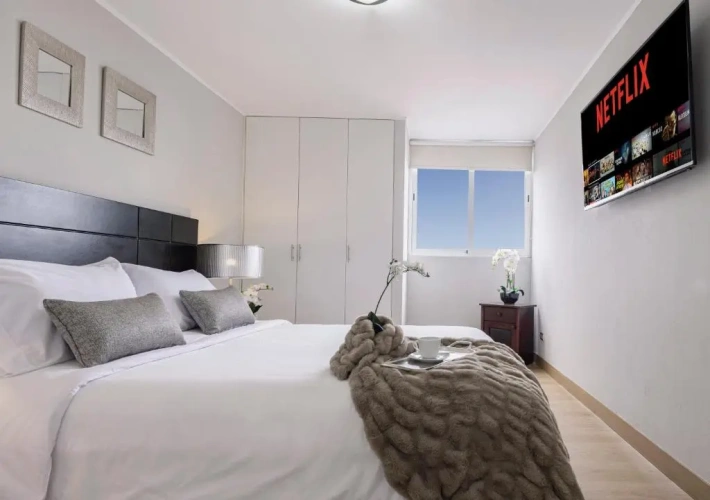 2 Bedrooms Apartment