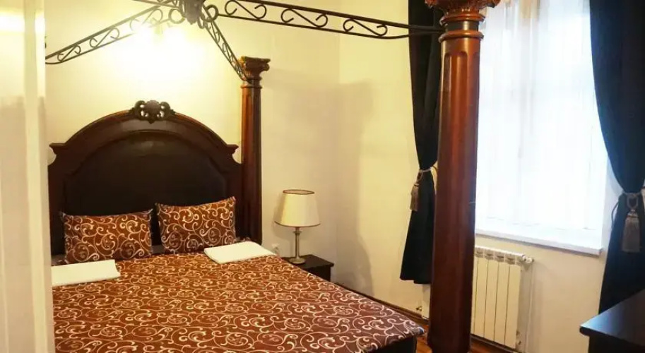 Traian's Apartments