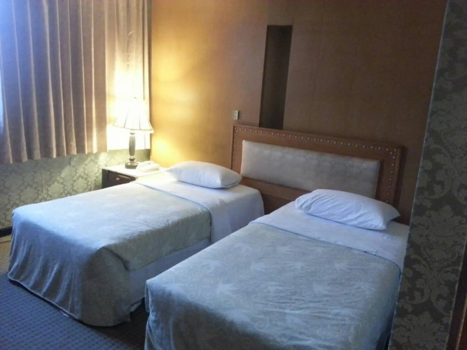 9 Hotel L&G
