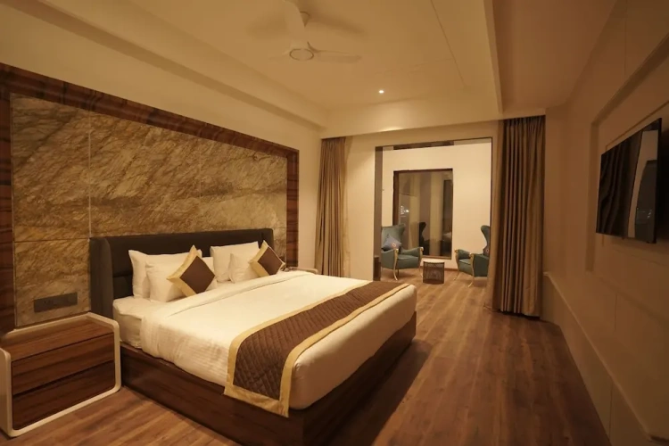 Superior room