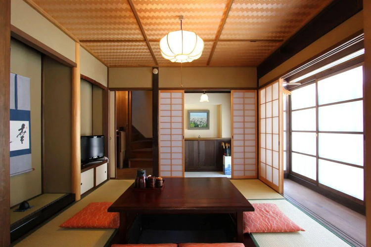 Gion Koyuan