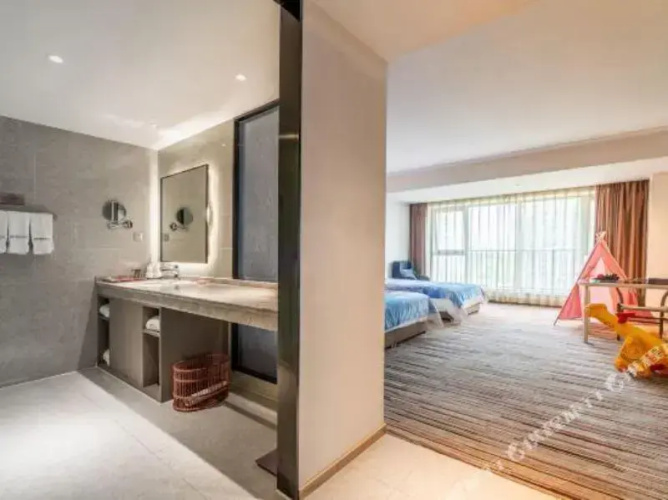 Chengdu Prolit Hotel