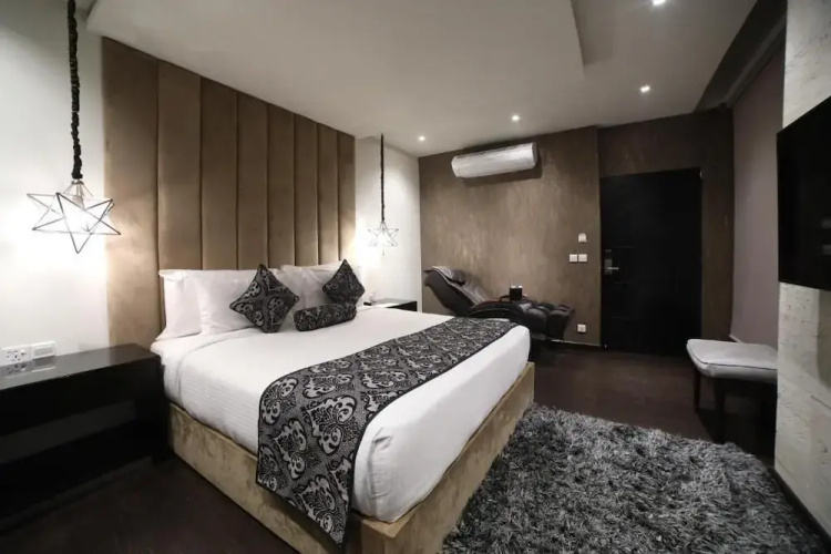 Grand Ittehad Boutique Hotel