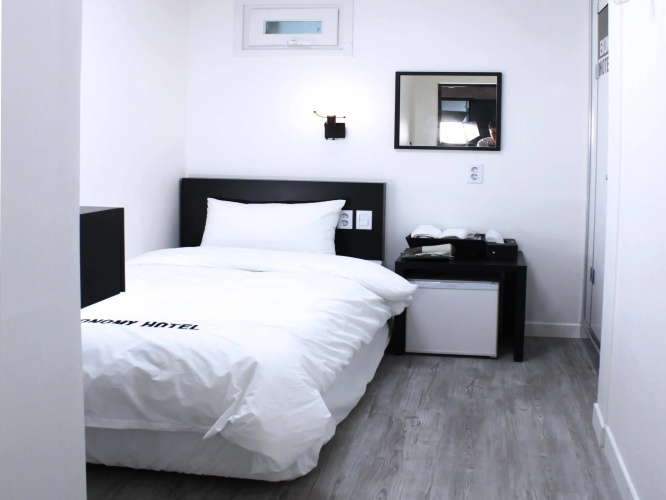Motel K