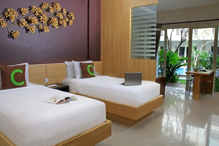 Suite with balcony