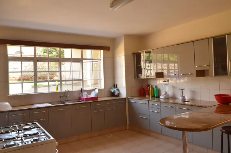 Dolfran Guest House