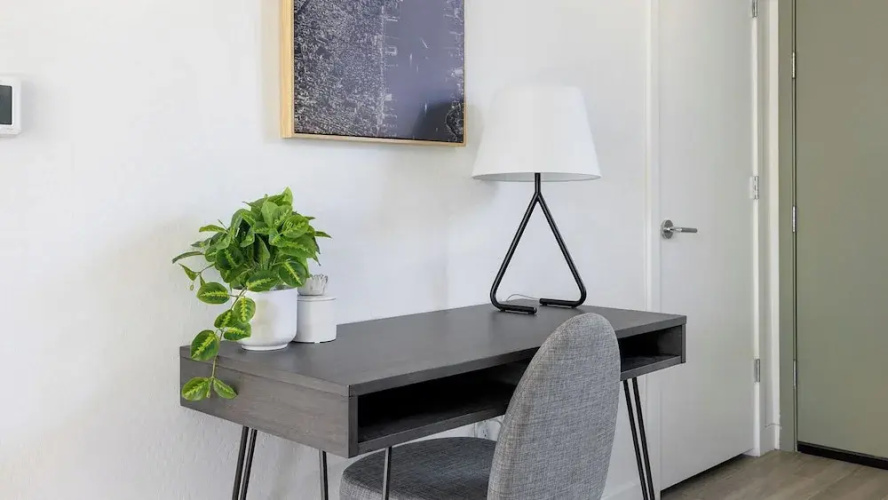 Landing Apartments Glendale