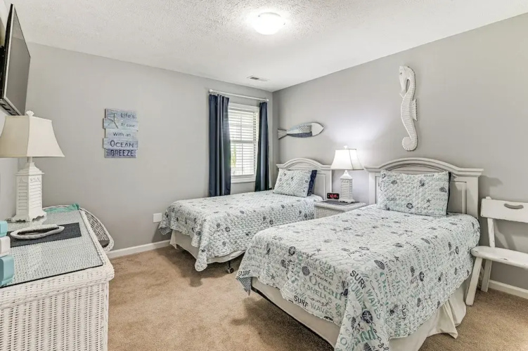 Pool Access & Golf View: Myrtle Beach Retreat!