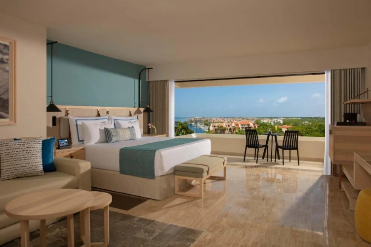 Deluxe Double room with Marina view