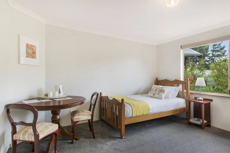 Shambhala Guesthouse