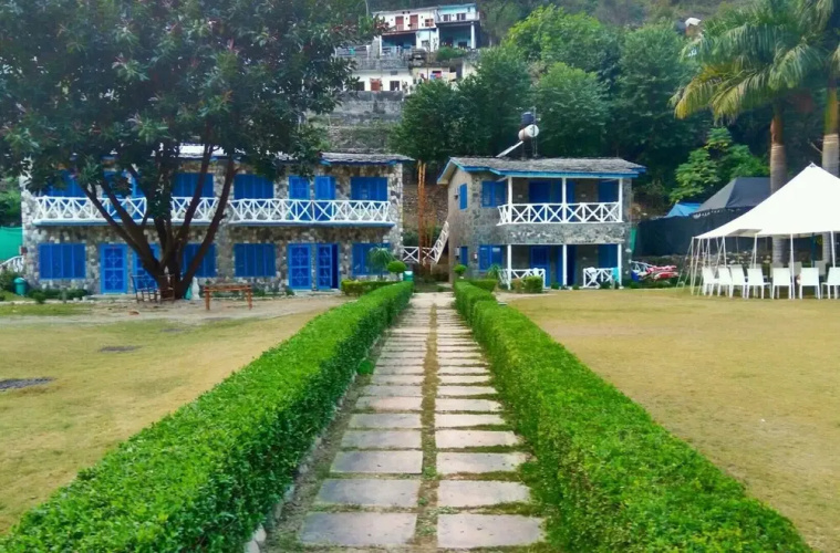 VNA Resort