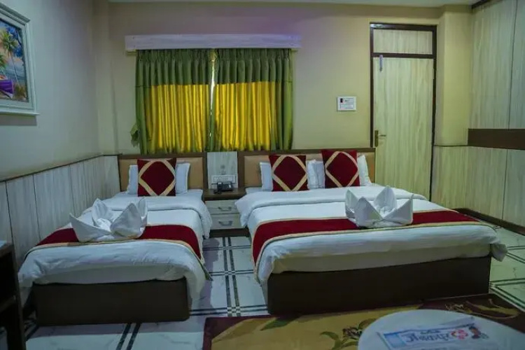 Gautam Hotel