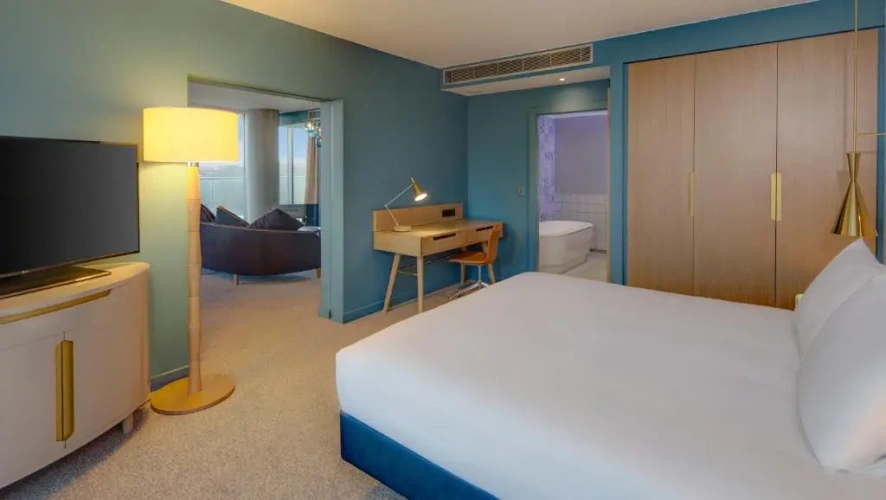 1 Bedroom Double Suite