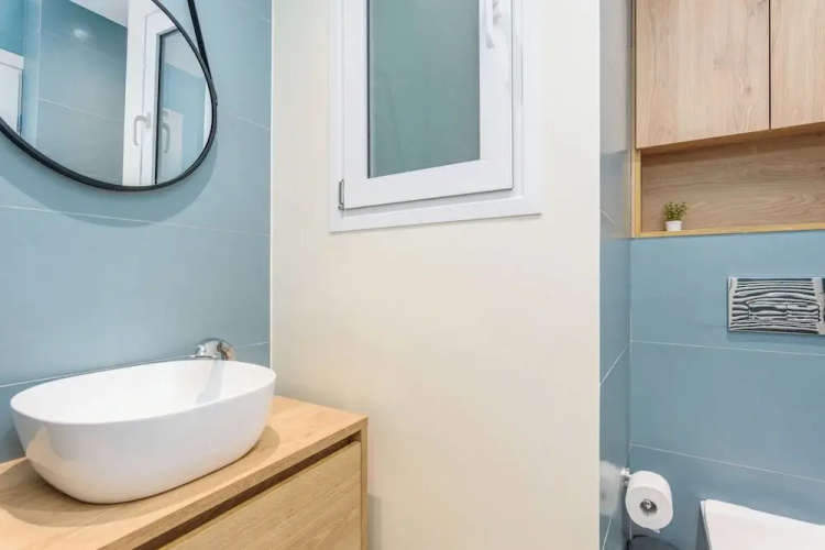 Penelope's Charming 2-BR Apt in Athens