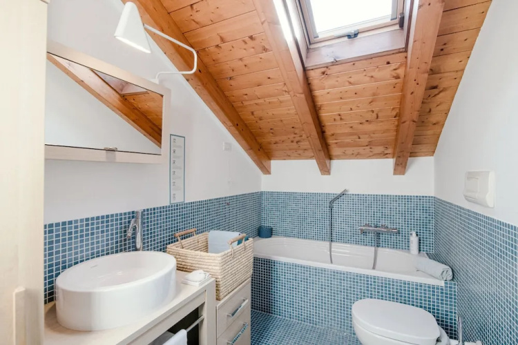 MyHomeInComo - Modern Luxury Attic