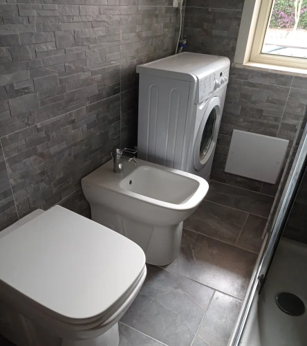 1 Bedroom Apartment with balcony and with courtyard view