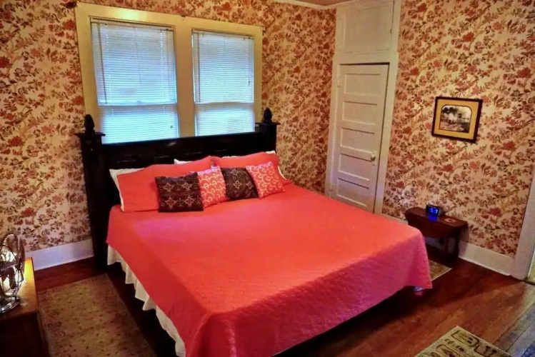 The Hideaway Natchez