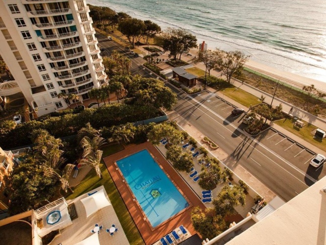 1 Bedroom Apartment beachfront