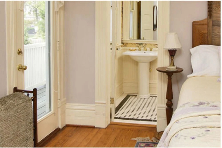Corinthian Bed Breakfast