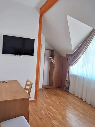 Standard Quadruple room with view