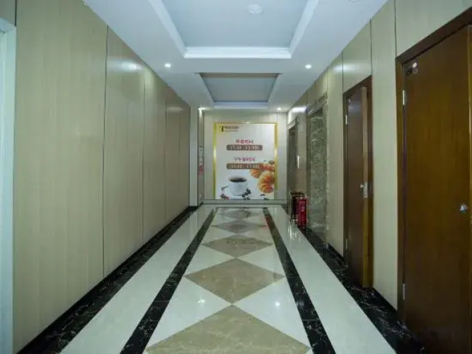 Jintan Hotel (Tongren High Speed Rail Station Store)