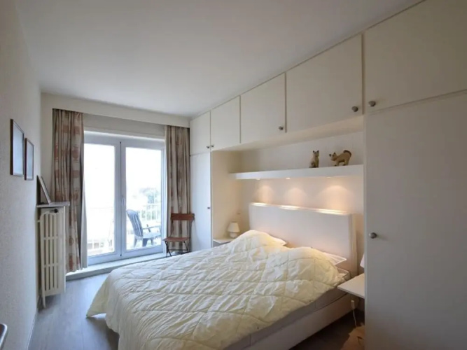 Sleek Apartment w/ Dual Terraces