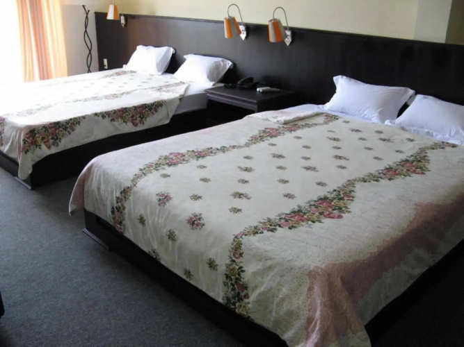 Cuong Long Hotel