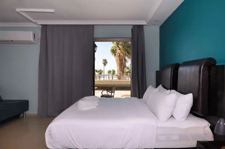 Marina Beach Hotel