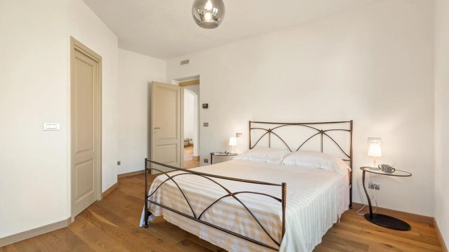 Casale Grottini 8 Emma Villas