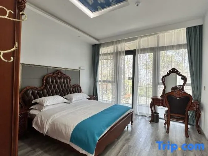 2 Bedrooms Suite