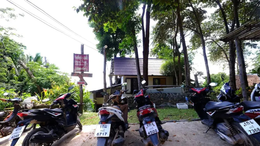 Baan Phu Lae