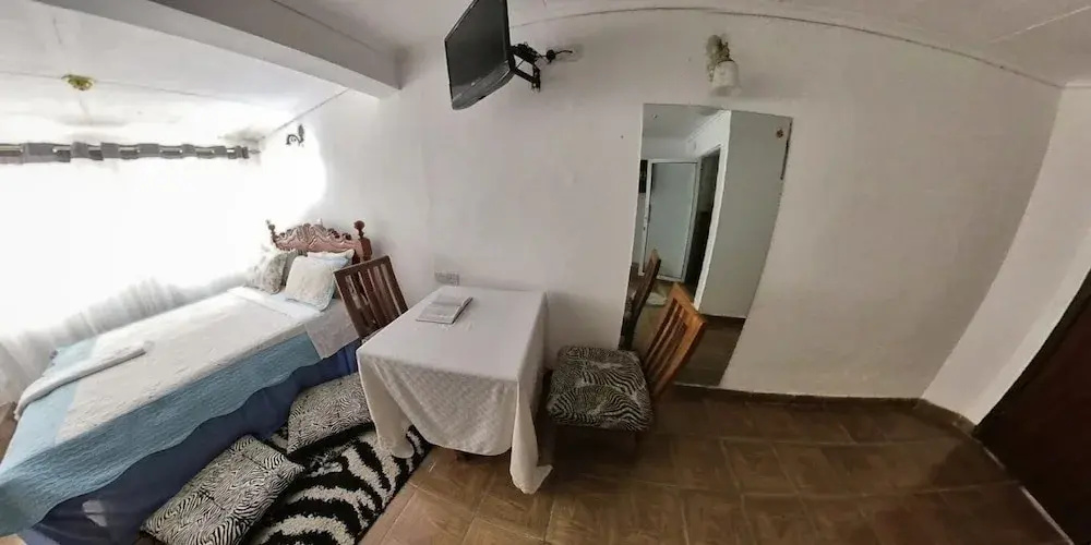 The White Resort Athiriver