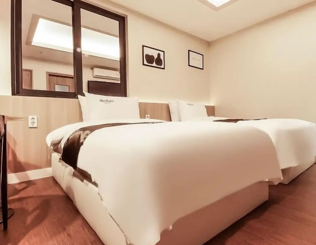 Standard Twin room