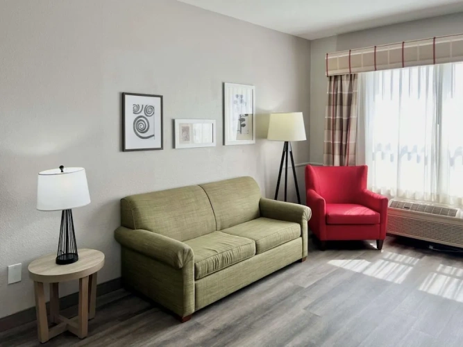 1 Bedroom Premium Suite