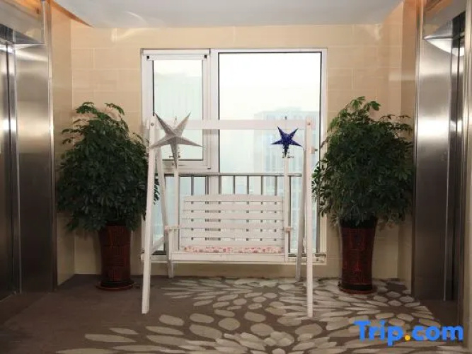 Yisuli Hotel (Dalian Hi-tech Wanda Plaza)