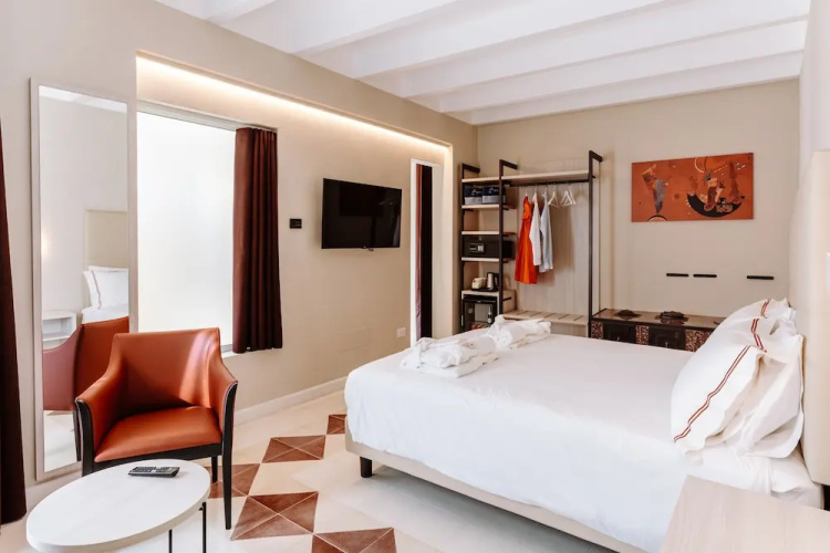 Aeris Suite & Relax