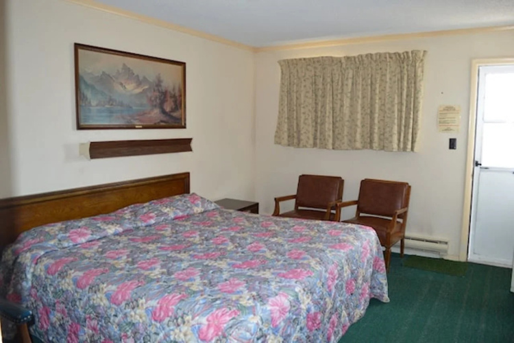 Capri Motel By Oyo Elwood, Wathena - Saint Joseph, MO