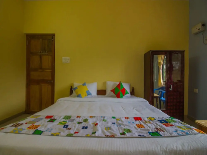 OYO 14885 Home Tranquil 1BHK Morjim Beach