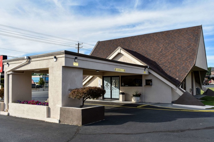 Mho Hotel Bordentown photo 15
