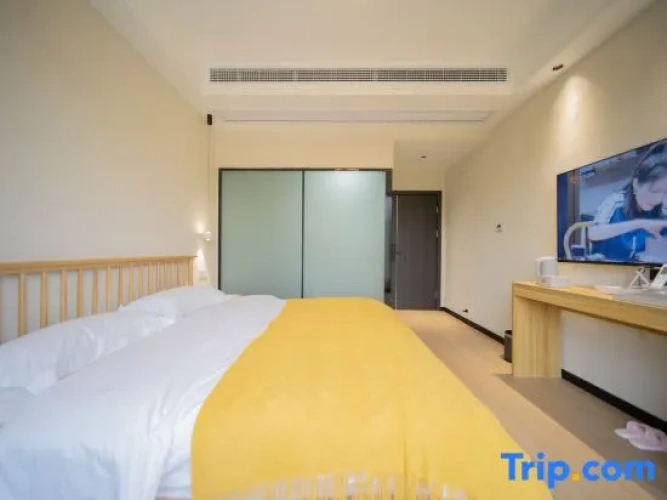 Standard Double room with view