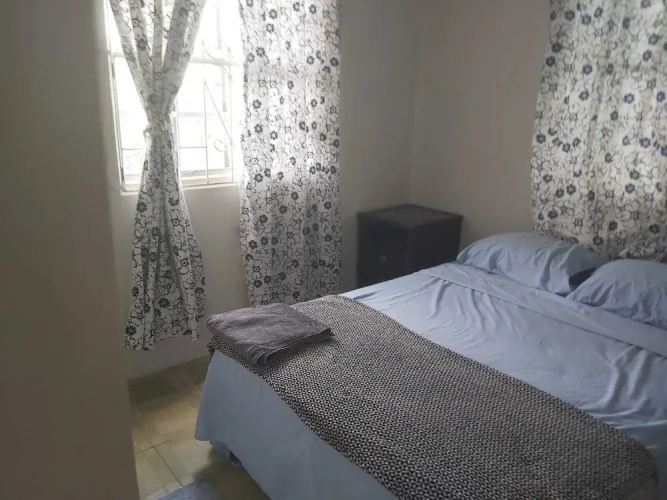 Aquarius Apartments