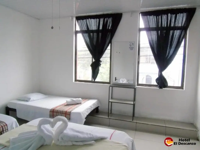 Standard Triple room