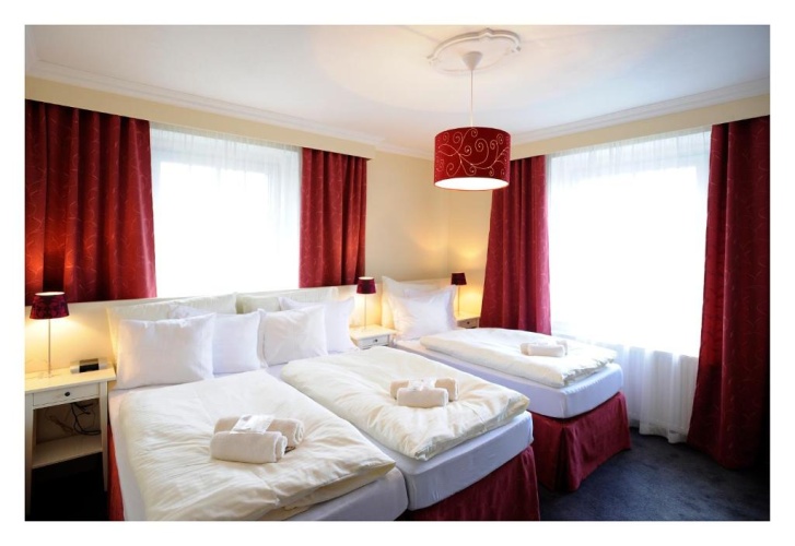 Superior Triple room
