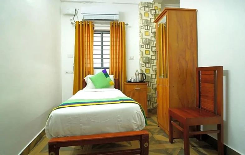 Standard Single room