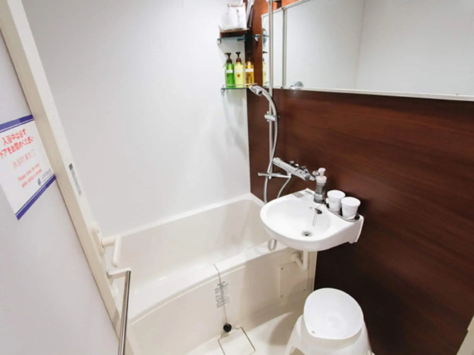 Hotel Livemax Shinsaibashi East
